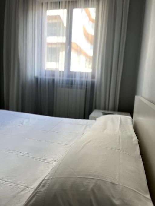 Sun-Kissed Seaside Retreat: Your Pescara Getaway Екстериор снимка