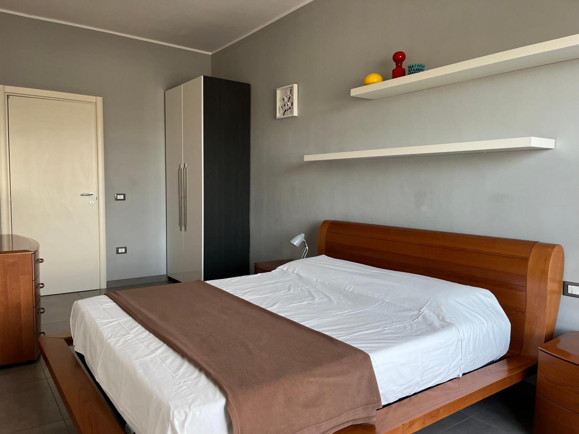 Sun-Kissed Seaside Retreat: Your Pescara Getaway Екстериор снимка